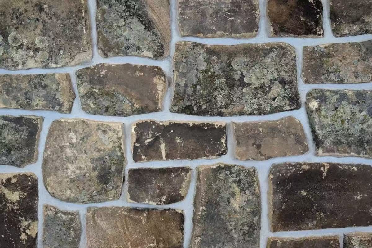 Natural stone veneer detail